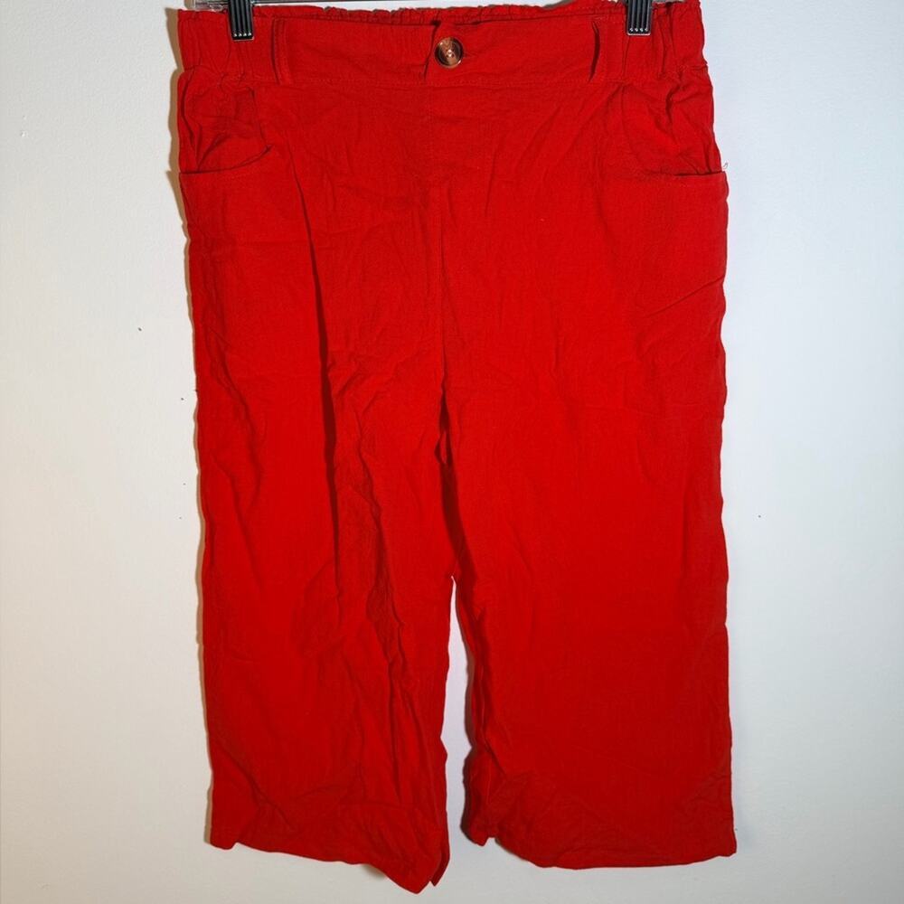Vibrant Red Cropped Pants